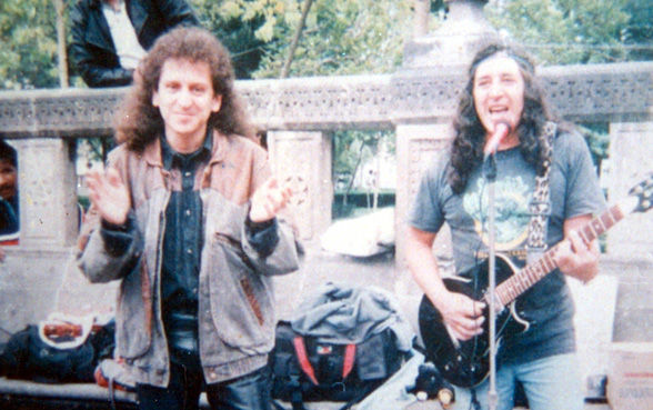 Mi buen amigo Alex cuando se hehco su palomazo en la alameda.